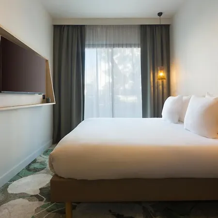 Hotel Sowell Arena