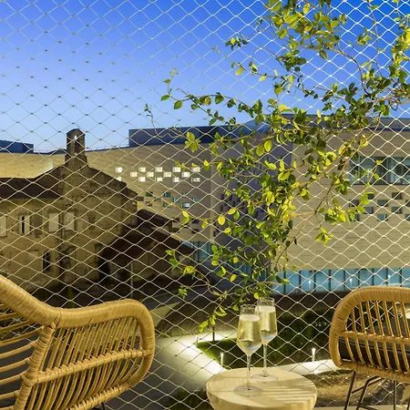 Otel Sowell Arena Nîmes