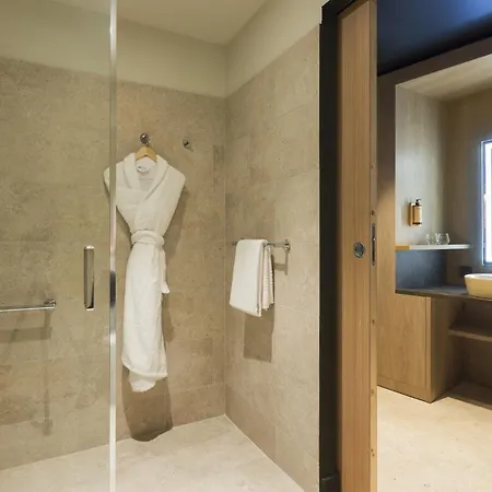 Otel Sowell Arena 4*